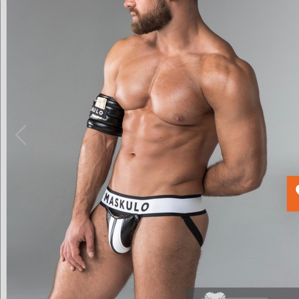 Maskulo Armored White/Black  Jockstrap. Medium